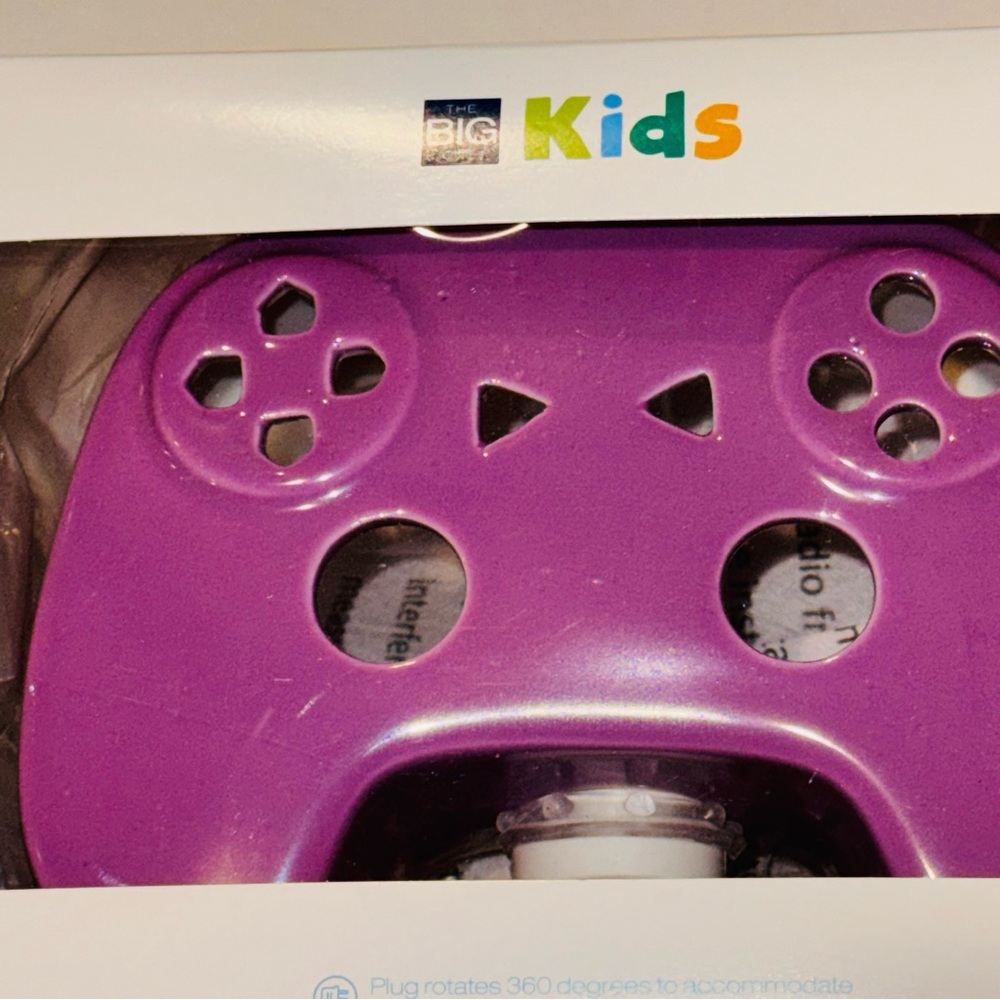 The Big One®Purple Ceramic Gaming Controller Nightlight Bulb Included New In Box